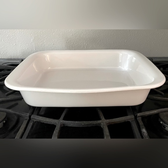 Corningware | Kitchen | Vintage Corningware Plain White A2 Roaster ...